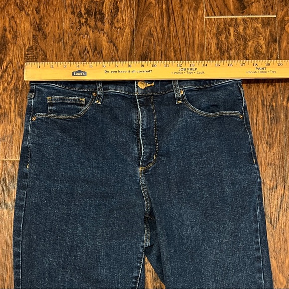 Ava & Viv High-Waist Flare Jeans - Picture 4 of 8